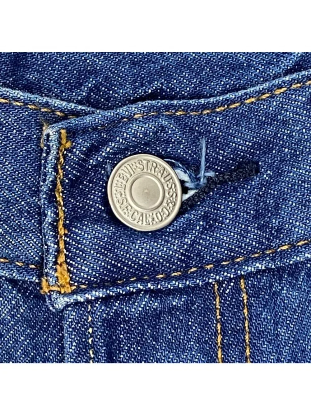 Levi's 501 Long Button Fly High Rise Denim Blue Jean Shorts Women's Size 30
